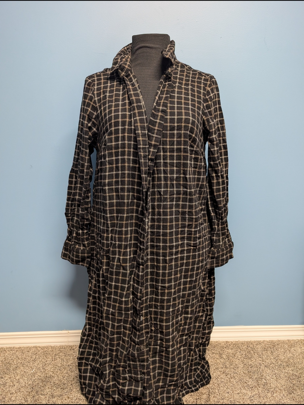 Time and Tru Black Windowpane Long Sleeve Shirt Dress